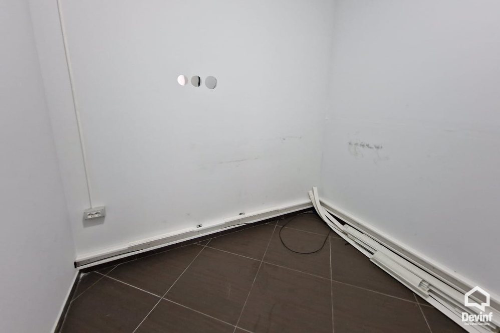 Tirane For Sale Office  Dibra Street Office